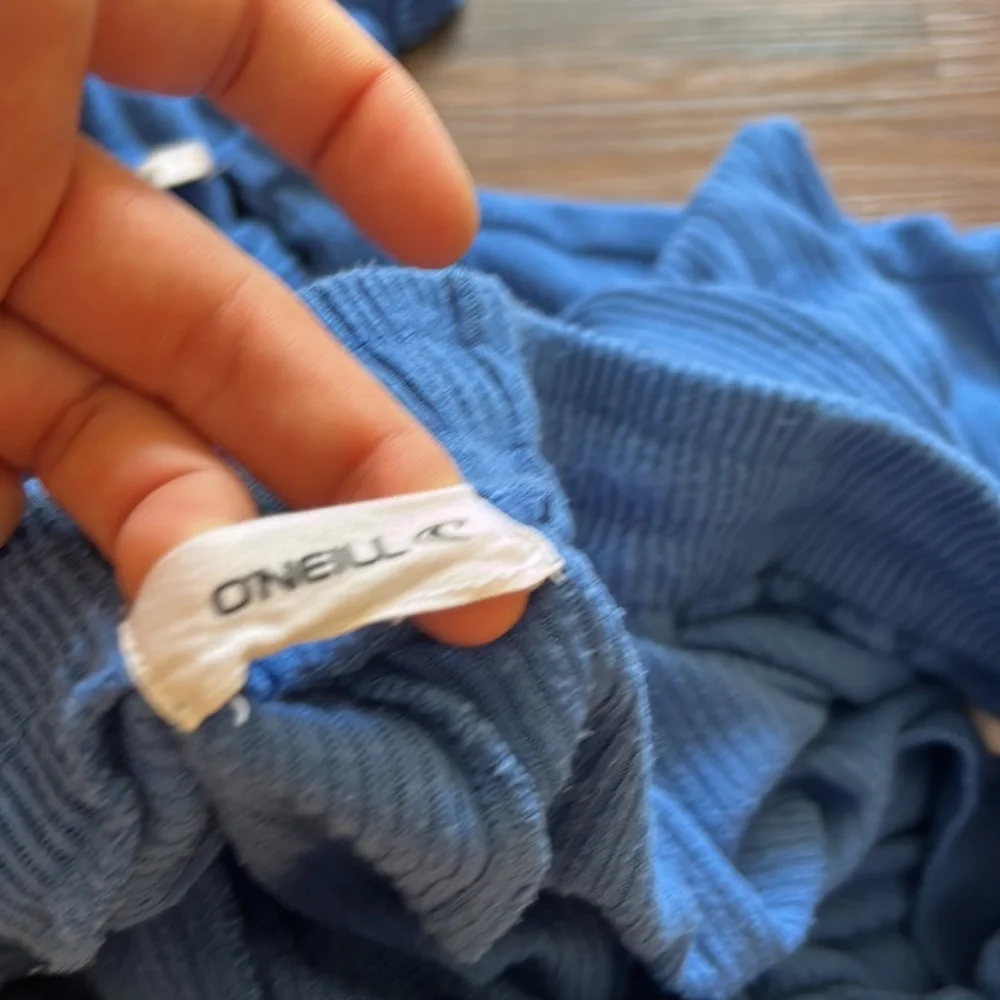 O’Neill blue loungewear set with hood and pockets - Picture 9 of 9
